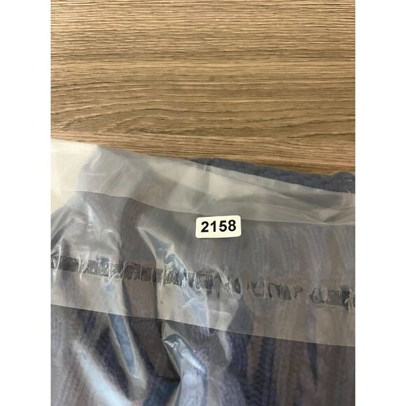 Lauren Ralph Lauren Cable Knit Fisherman Sweater Crewneck Navy Blue M Petite* - Picture 10 of 10